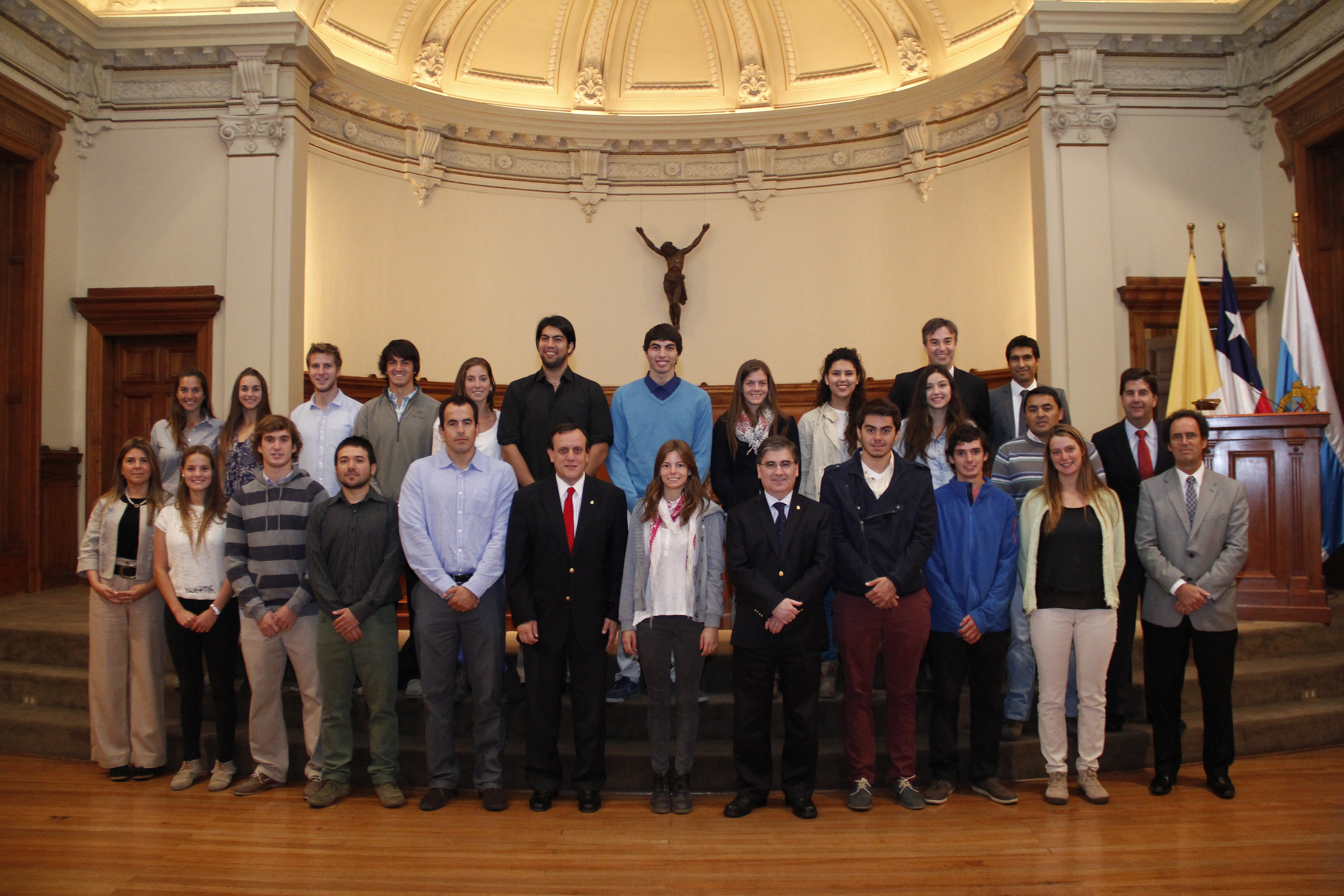  Autoridades homenajean a seleccionados que representaron a Chile en Santiago 2014