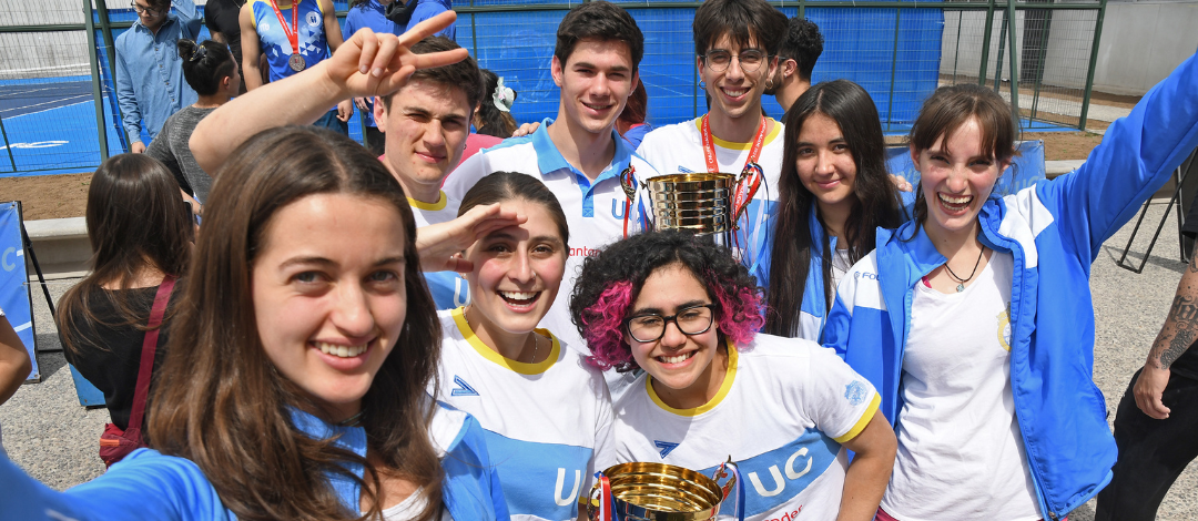 La UC se llena de gloria en el Campeonato Nacional Universitario de Escalada 