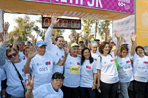 MILES DE PERSONAS PARTICIPARON EN CAMINA 60+