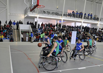 Comunidad universitaria inaugura el nuevo gimnasio de San Joaquín 