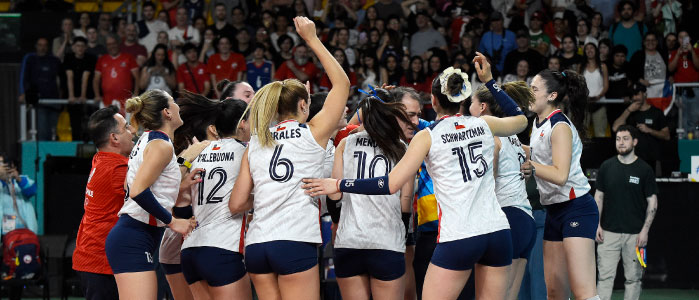 Selección nacional de Vóleibol Femenino consigue un histórico quinto lugar en Santiago 2023 con deportistas UC a la cabeza