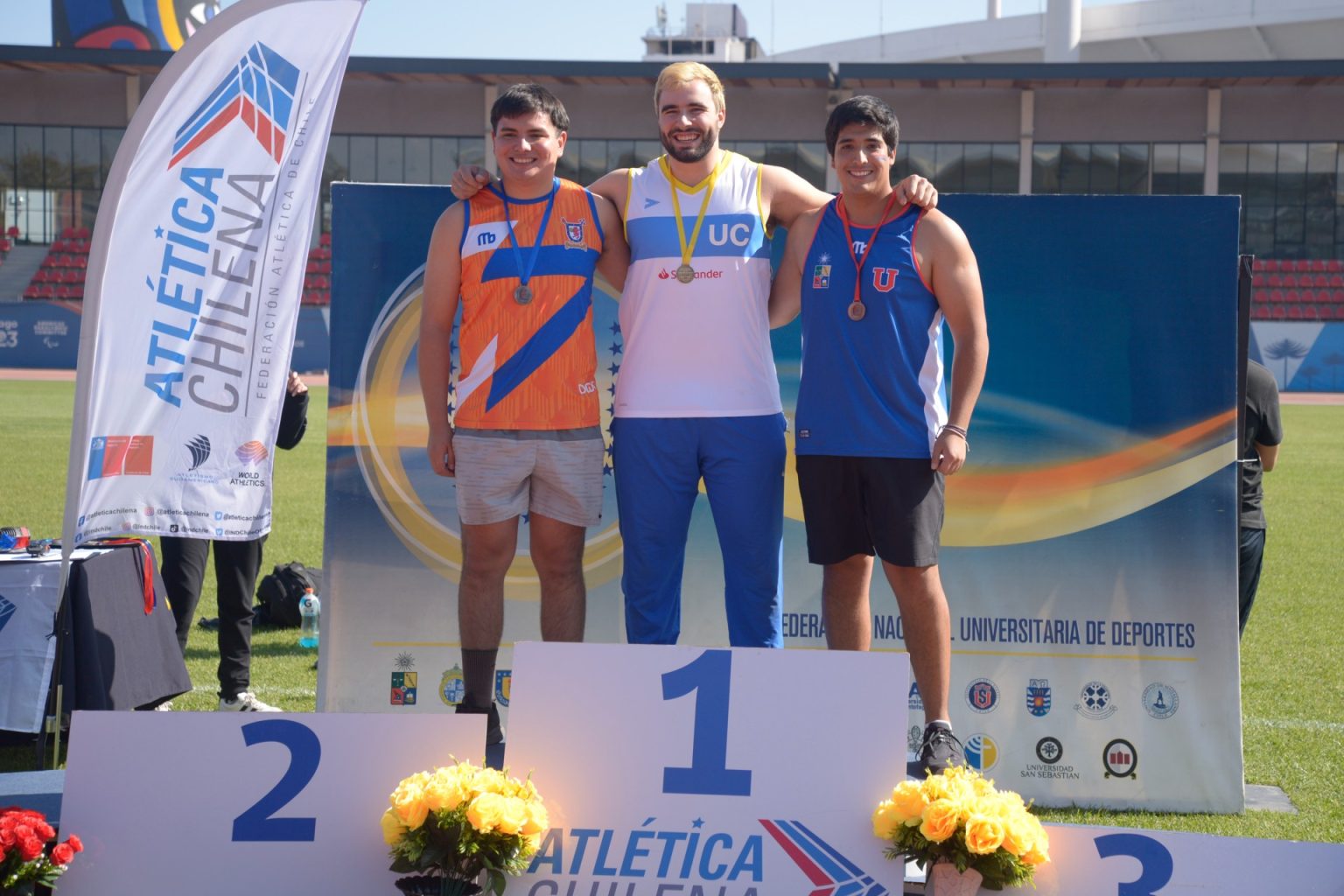 La UC consigue el primer lugar en Campeonato de Atletismo FENAUDE RM 