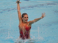 Seleccionada UC de Natación obtuvo destacada participación en nado sincronizado en París